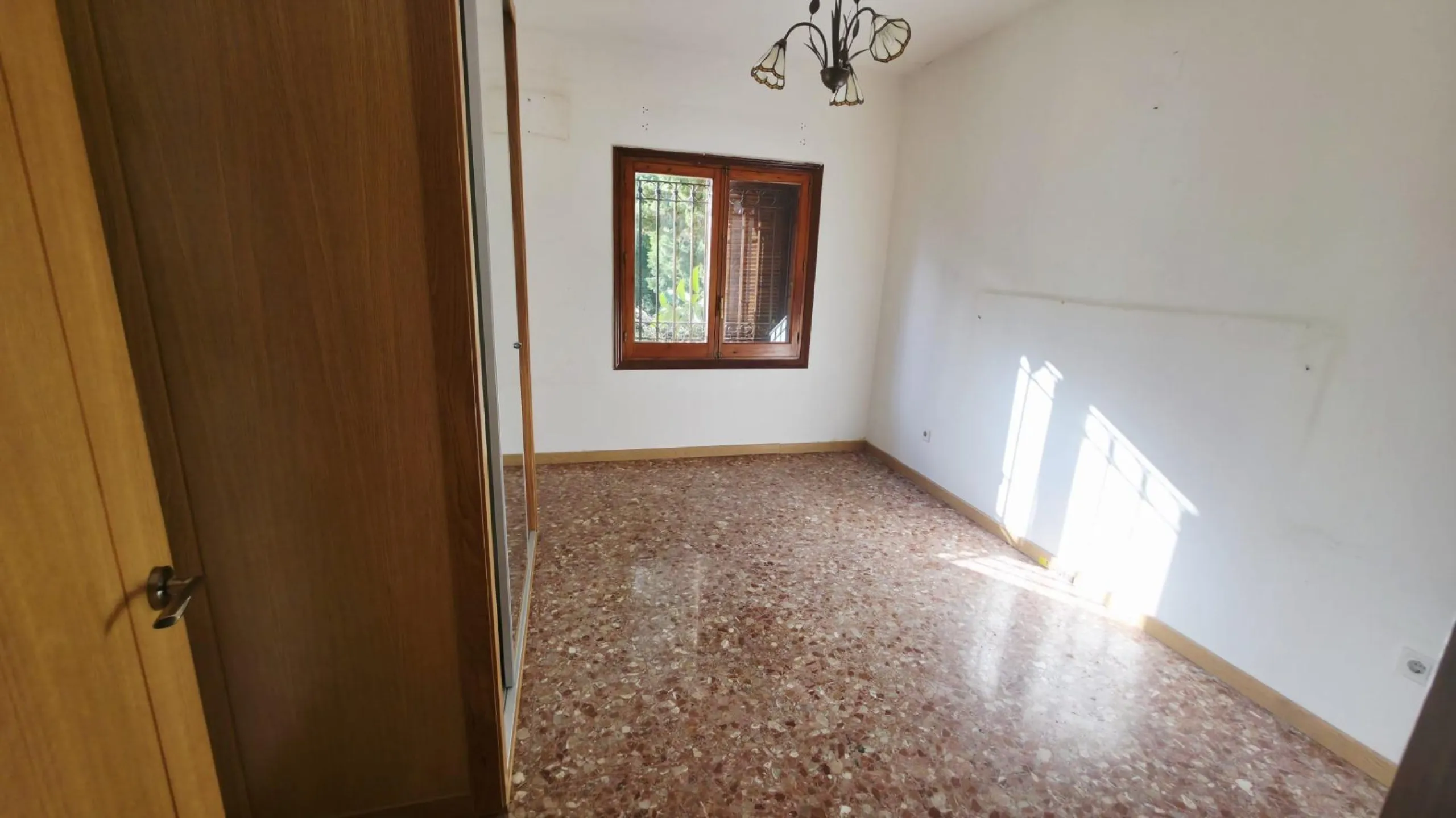 Magnífico chalet con amplias posibilidades en La Albufereta – Playa de San Juan (Alicante)
