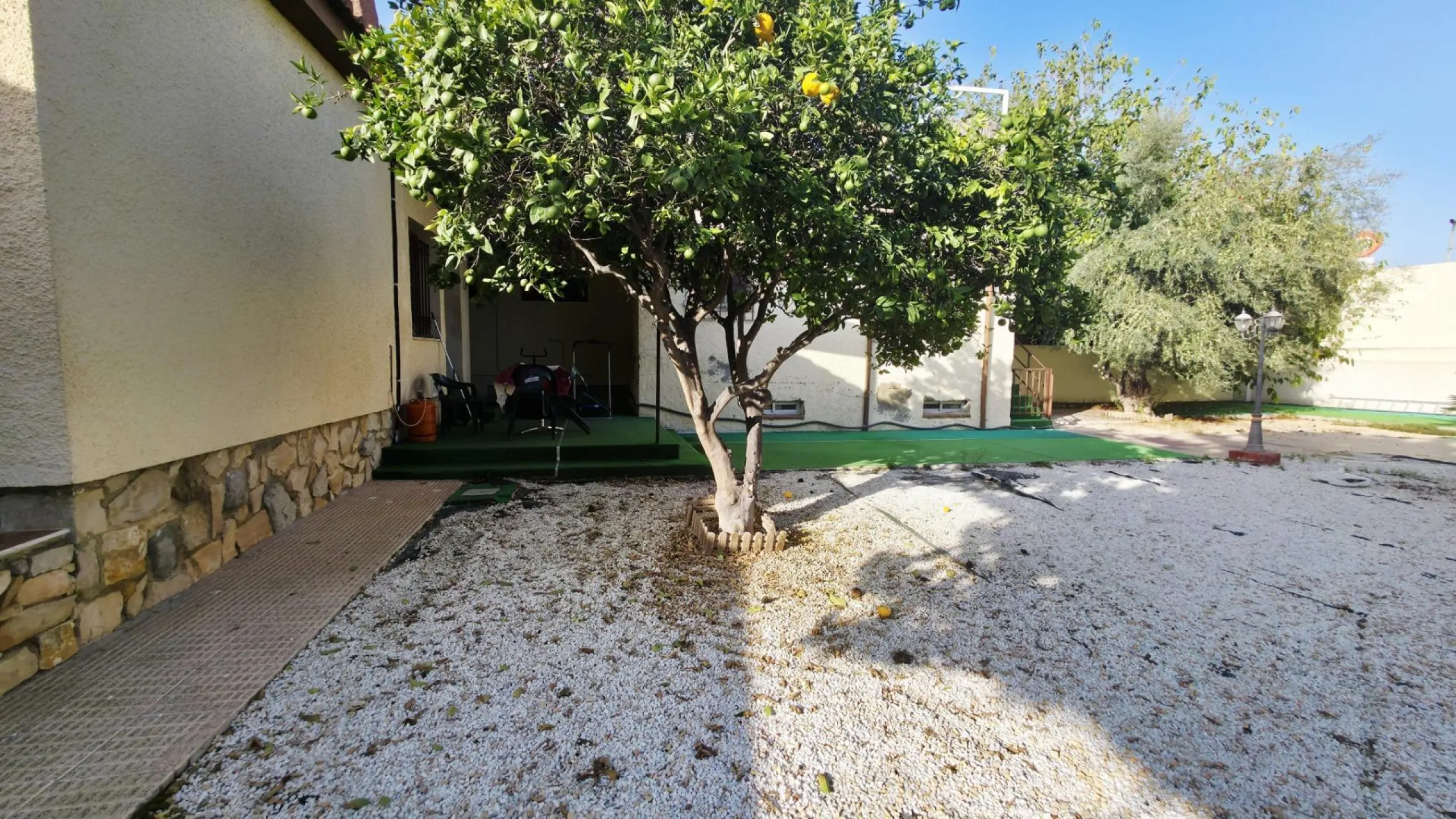 Magnífico chalet con amplias posibilidades en La Albufereta – Playa de San Juan (Alicante)