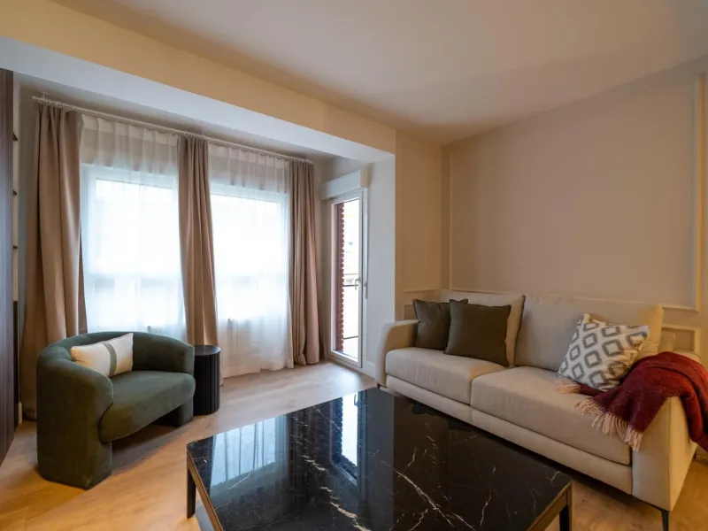 LUJOSO PISO TOTALMENTE REFORMADO CON TERRAZA Y GARAJE EN LISTA | SALAMANCA MADRID