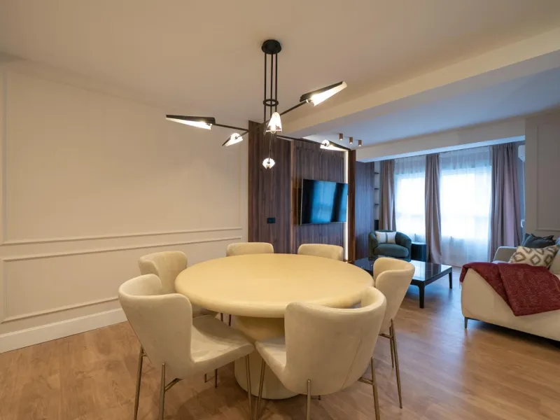 LUJOSO PISO TOTALMENTE REFORMADO CON TERRAZA Y GARAJE EN LISTA | SALAMANCA MADRID