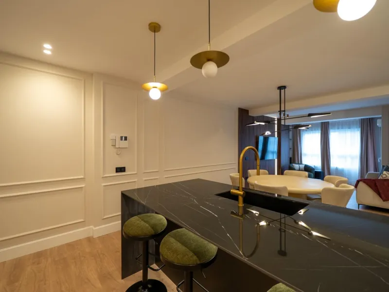 LUJOSO PISO TOTALMENTE REFORMADO CON TERRAZA Y GARAJE EN LISTA | SALAMANCA MADRID