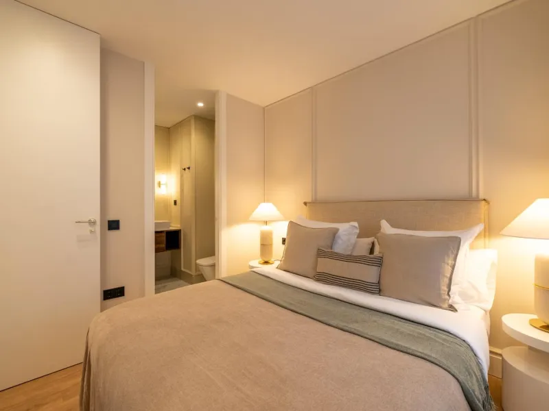 LUJOSO PISO TOTALMENTE REFORMADO CON TERRAZA Y GARAJE EN LISTA | SALAMANCA MADRID