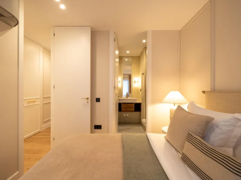 LUJOSO PISO TOTALMENTE REFORMADO CON TERRAZA Y GARAJE EN LISTA | SALAMANCA MADRID