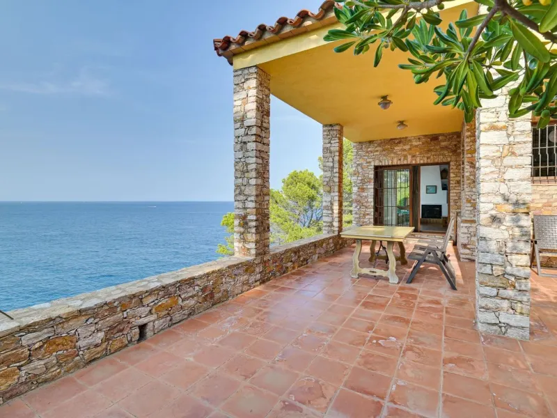 Exklusive Villa im mediterranen Stil mit Meerblick – Begur / Costa Brava