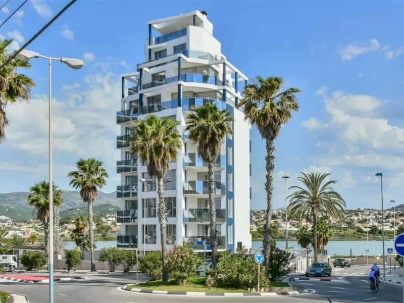 Exclusive apartment with panoramic sea views in Playa del Arenal Bol, Calpe