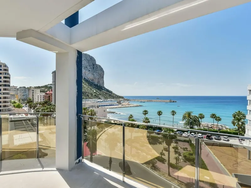 Exclusive apartment with panoramic sea views in Playa del Arenal Bol, Calpe