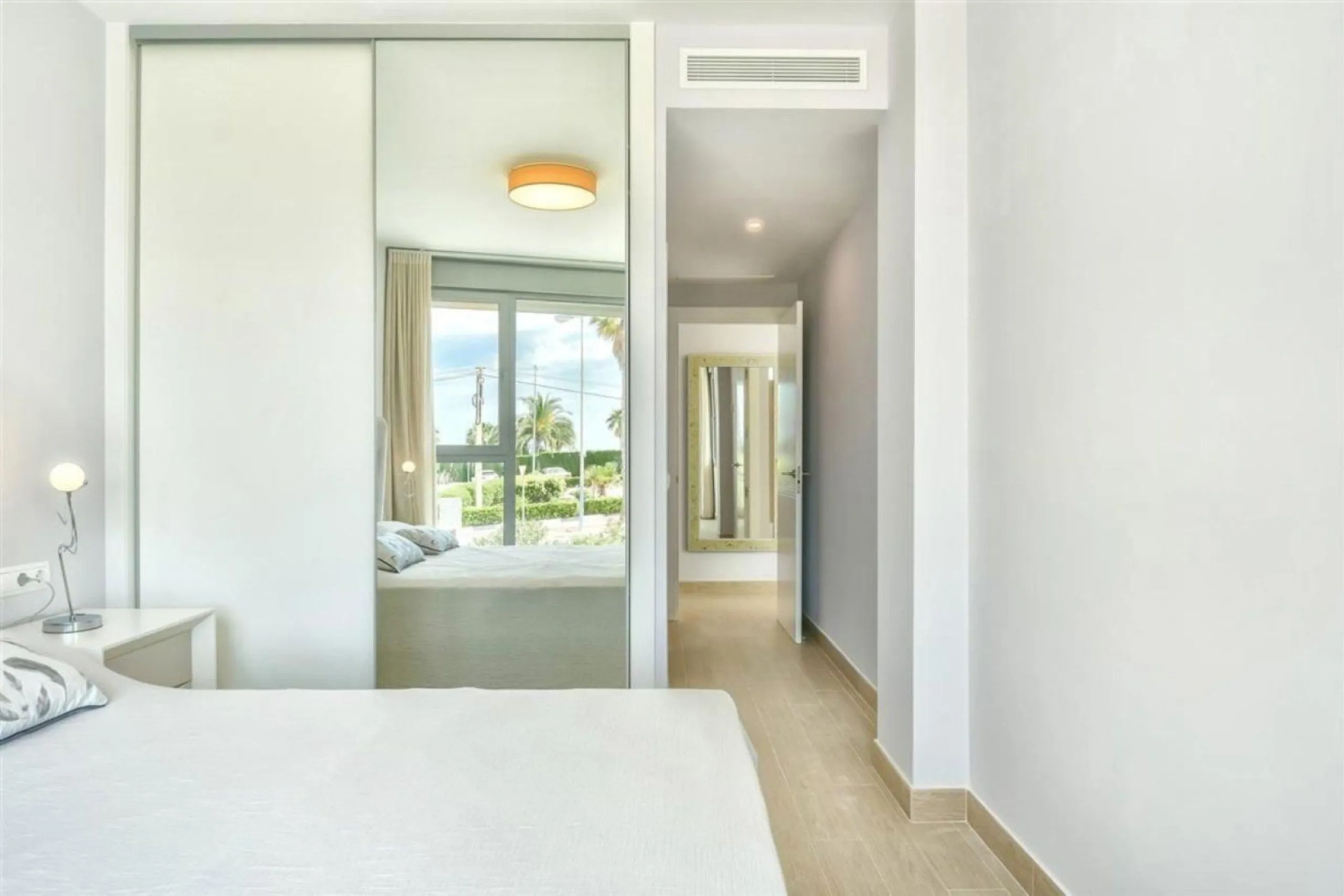 Exclusive apartment with panoramic sea views in Playa del Arenal Bol, Calpe