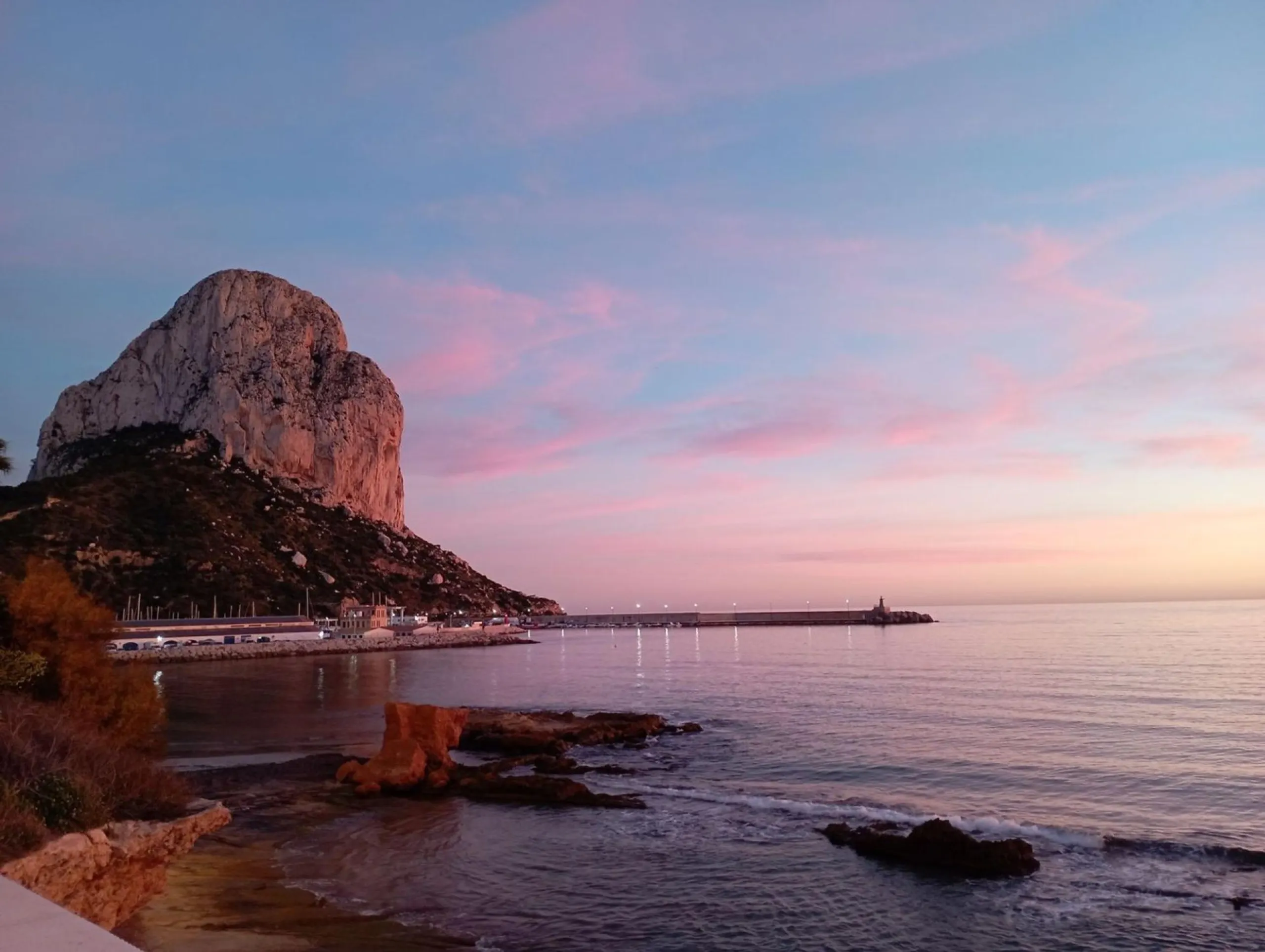 Exclusive apartment with panoramic sea views in Playa del Arenal Bol, Calpe