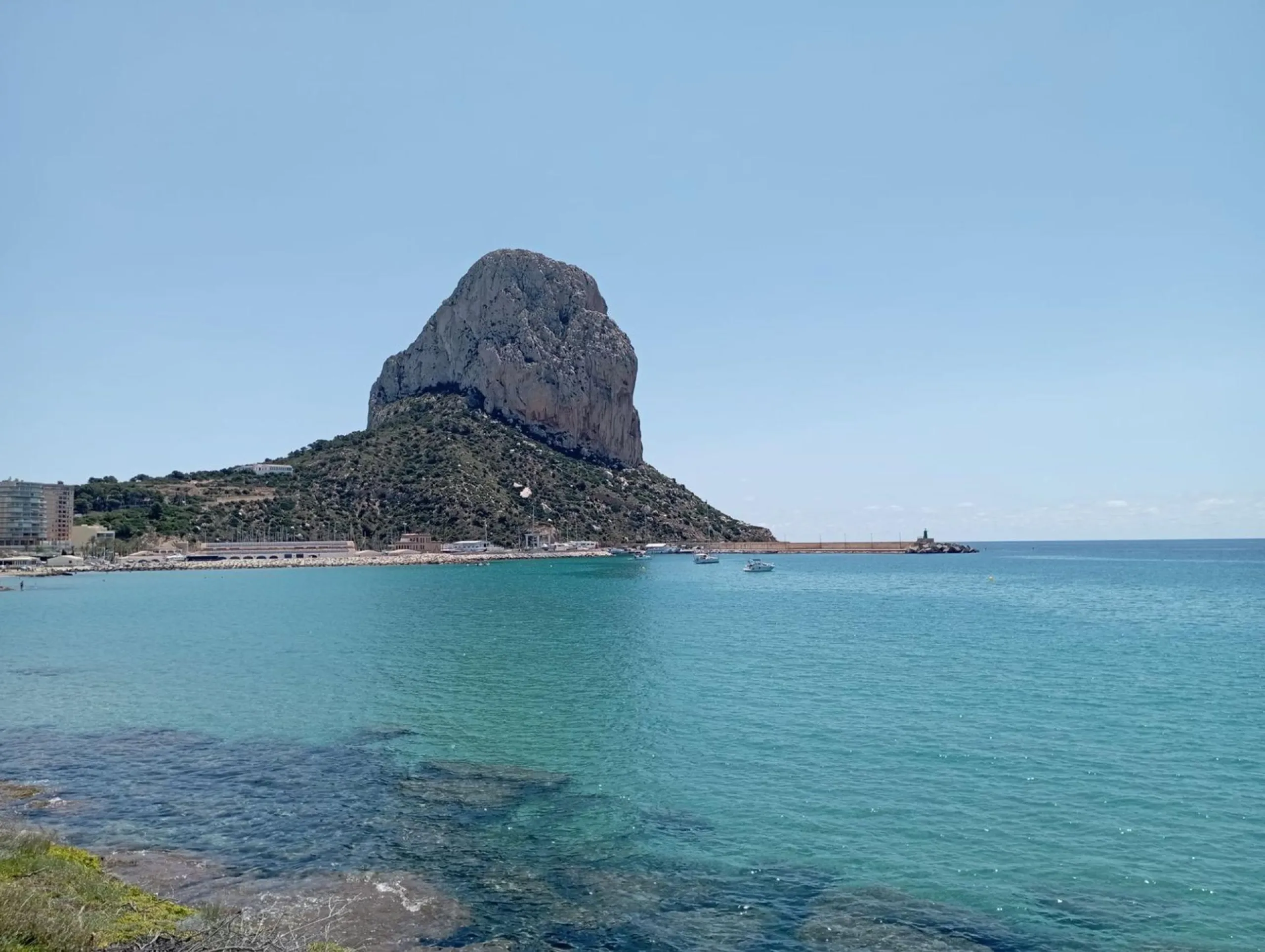 Exclusive apartment with panoramic sea views in Playa del Arenal Bol, Calpe