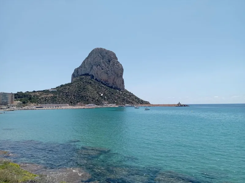 Exclusive apartment with panoramic sea views in Playa del Arenal Bol, Calpe