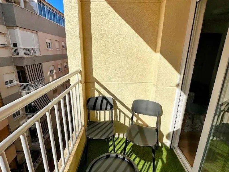 Exclusive apartment with brand new renovation: 2 bedrooms, 550 m from the beach