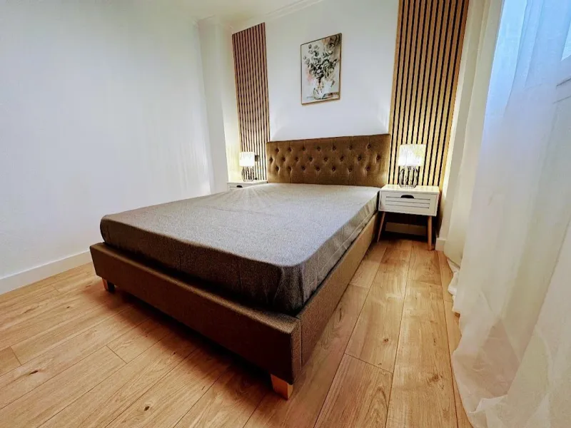 Exclusive apartment with brand new renovation: 2 bedrooms, 550 m from the beach