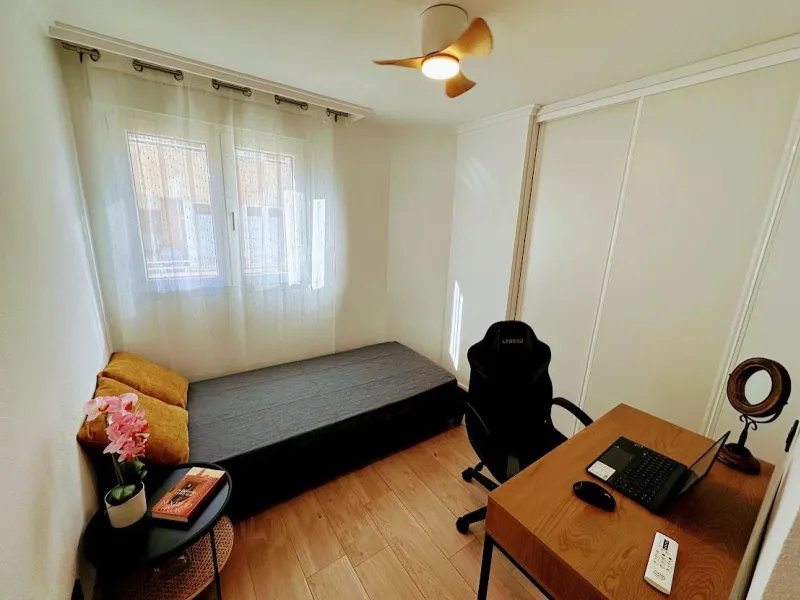 Exclusive apartment with brand new renovation: 2 bedrooms, 550 m from the beach