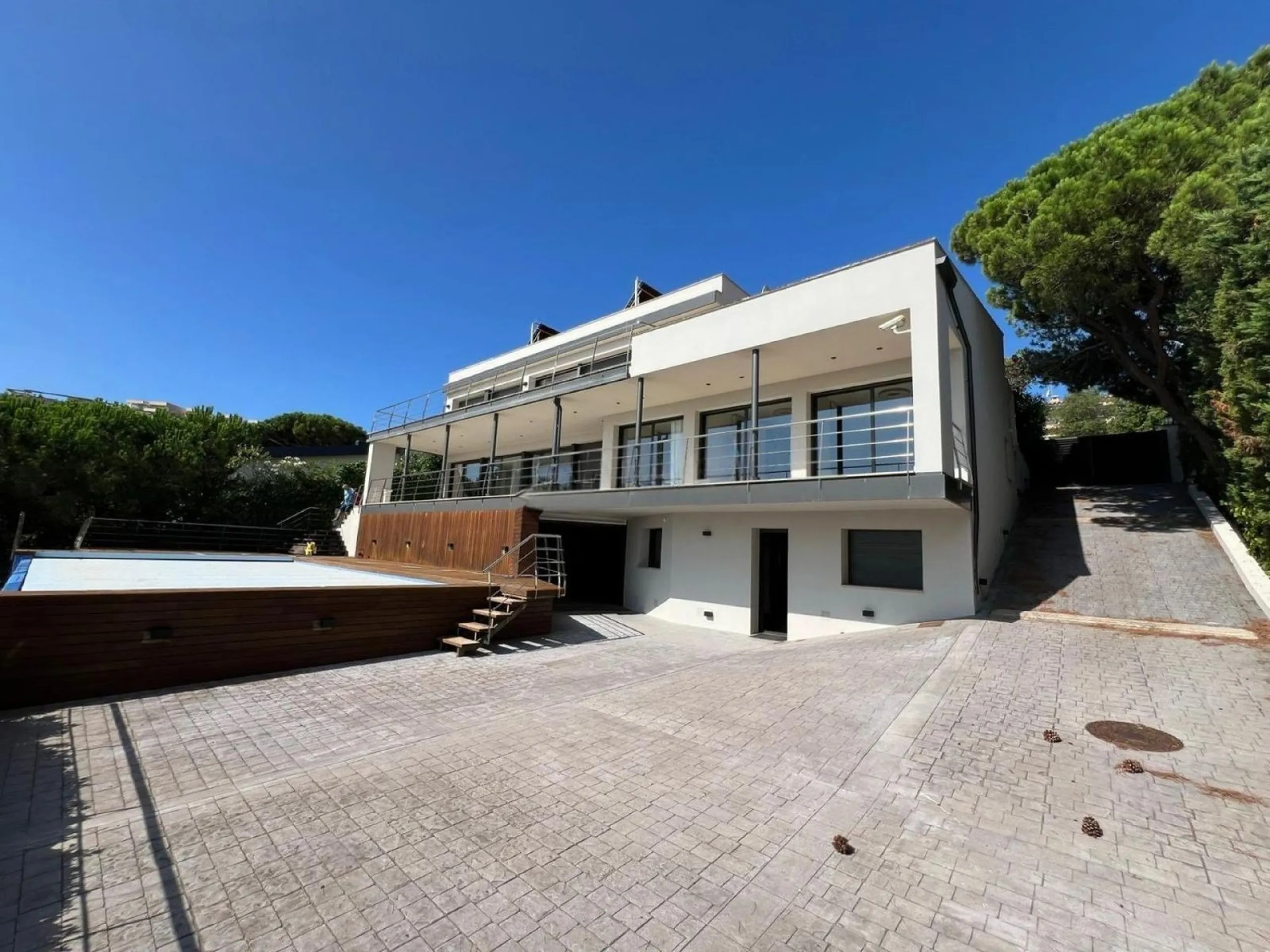 Vivienda contemporánea con vistas al mar en Sant Feliu de Guíxols, Costa Brava