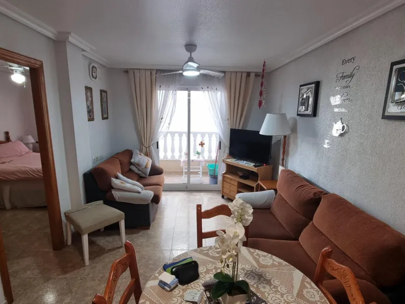 Encantador Apartamento en Playa del Cura, Torrevieja - A un Paso del Mar
