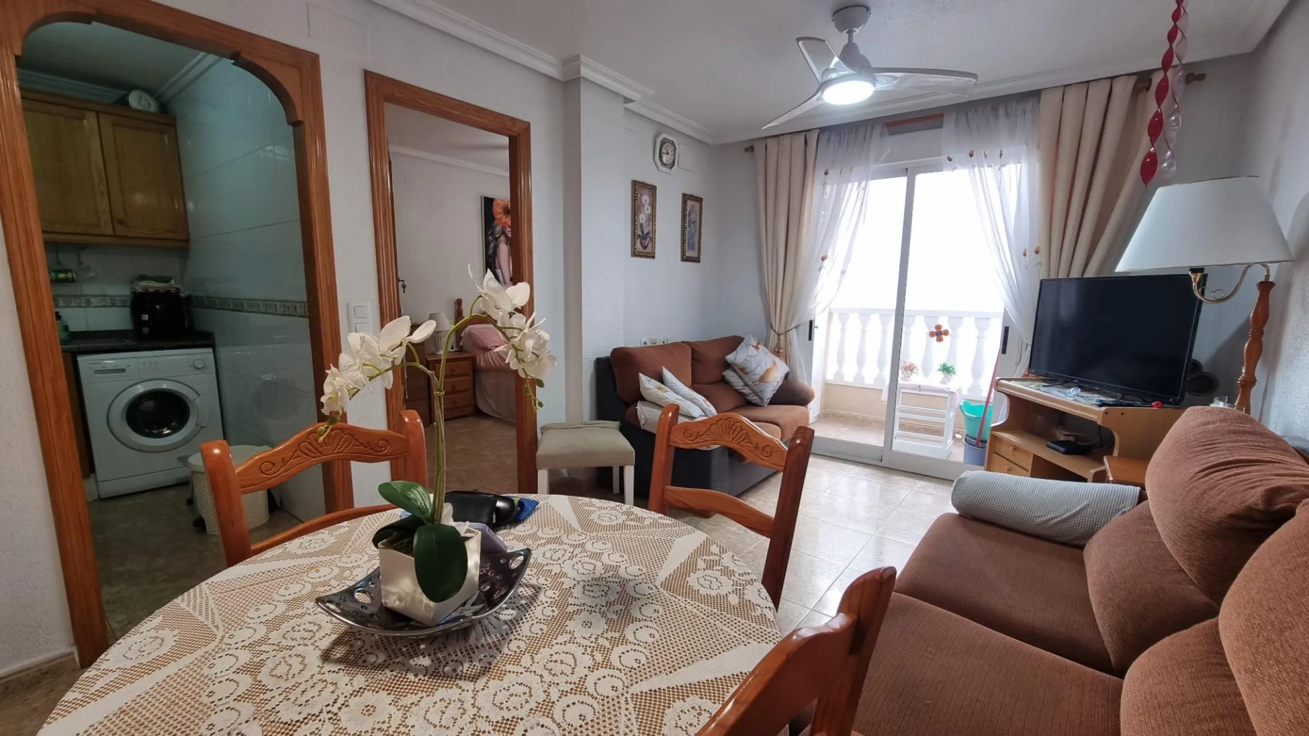 Encantador Apartamento en Playa del Cura, Torrevieja - A un Paso del Mar