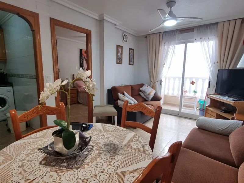 Encantador Apartamento en Playa del Cura, Torrevieja - A un Paso del Mar