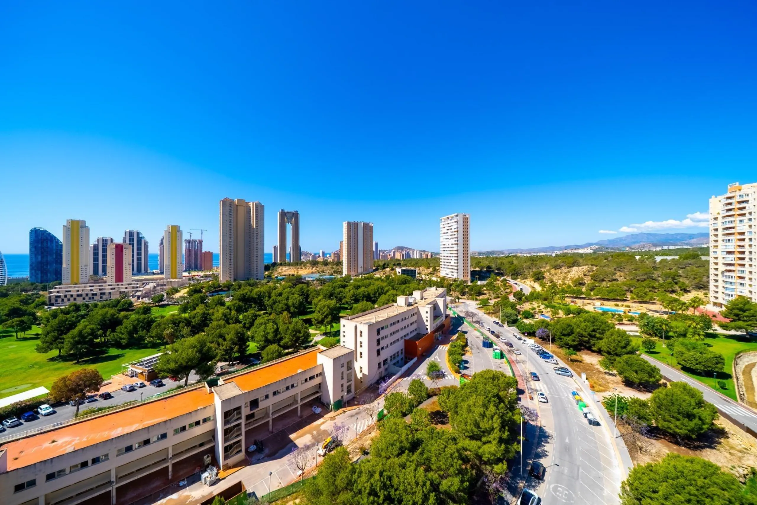 Excelente nuevo apartamento con vistas panorámicas en Benidorm!