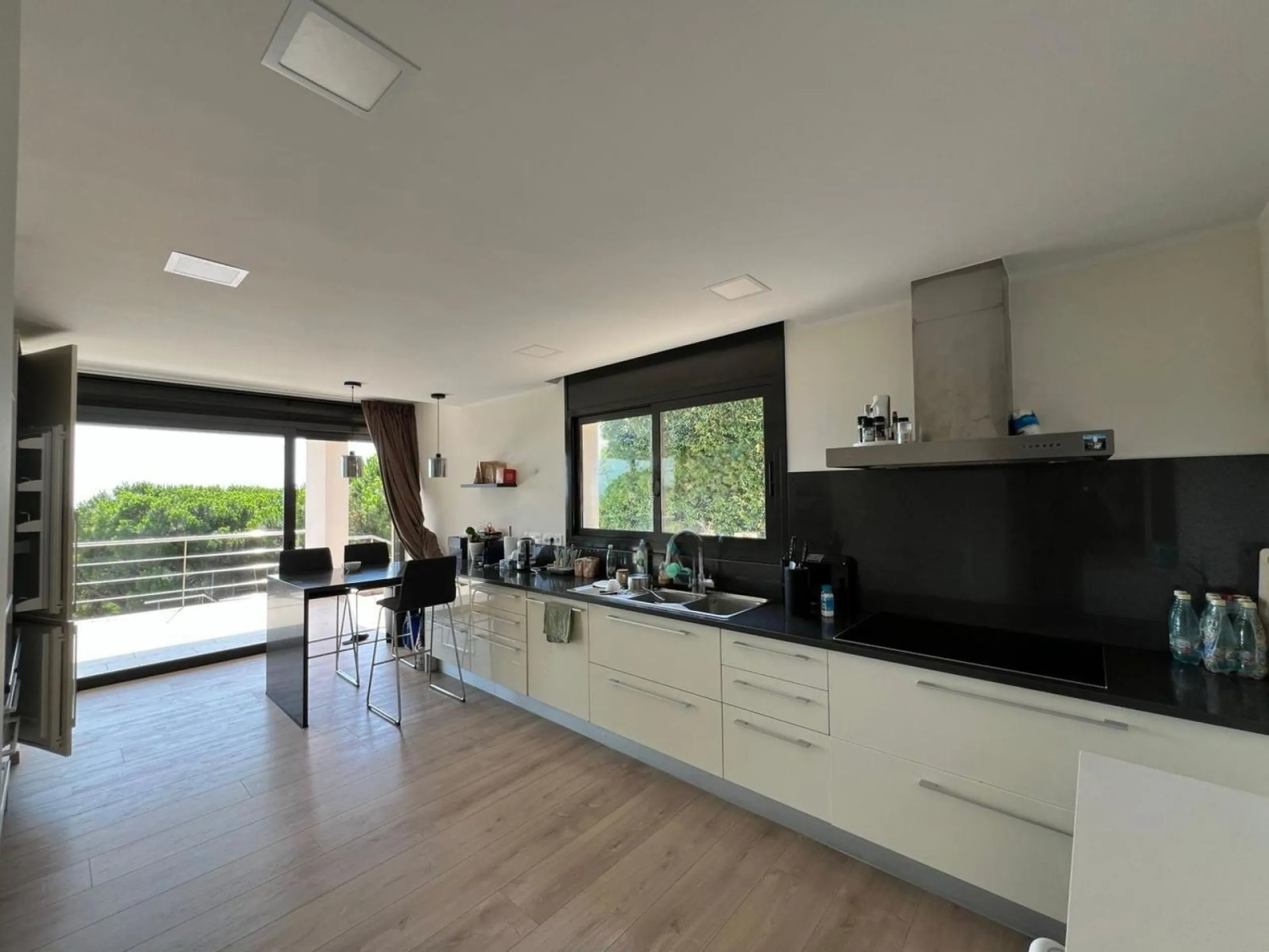 Vivienda contemporánea con vistas al mar en Sant Feliu de Guíxols, Costa Brava