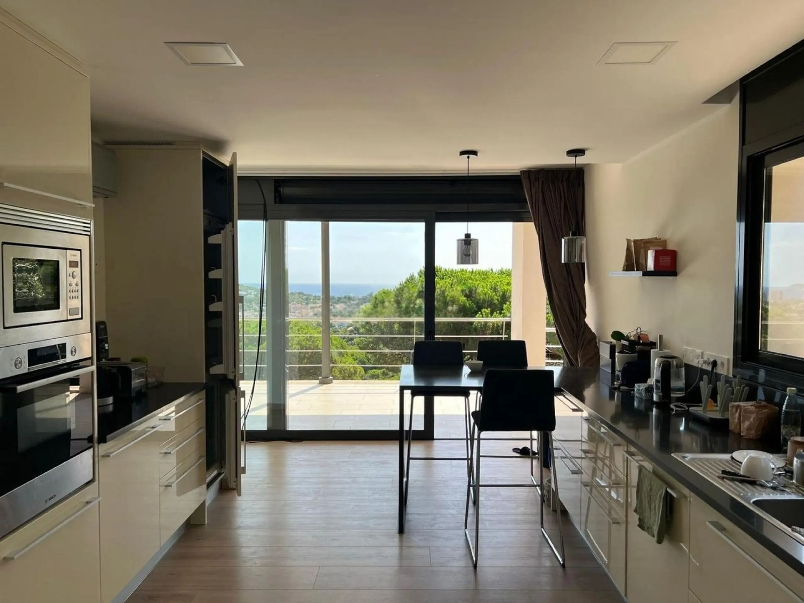 Vivienda contemporánea con vistas al mar en Sant Feliu de Guíxols, Costa Brava