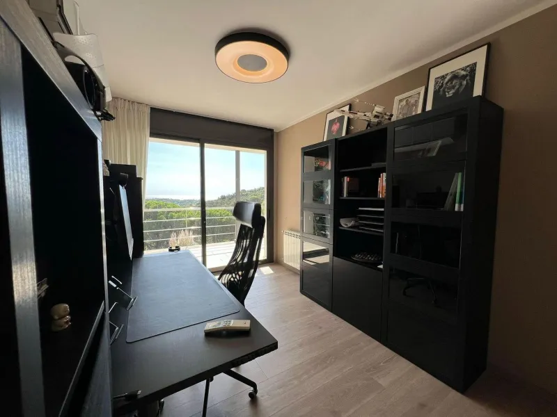 Vivienda contemporánea con vistas al mar en Sant Feliu de Guíxols, Costa Brava