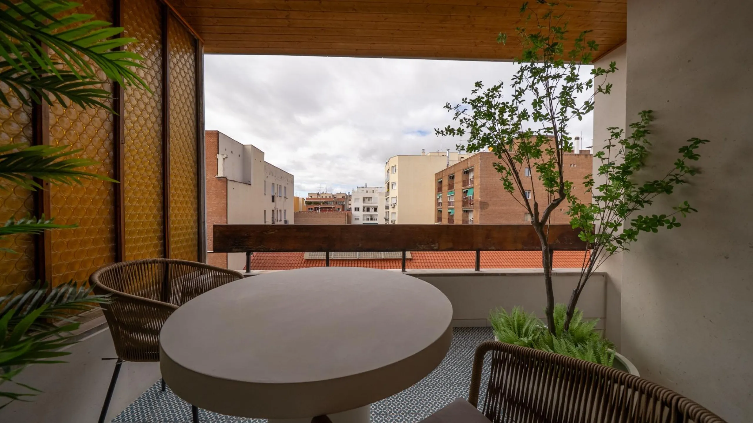 EXCLUSIVO PISO DE LUJO COMPLETAMENTE REFORMADO EN EL BARRIO SALAMANCA