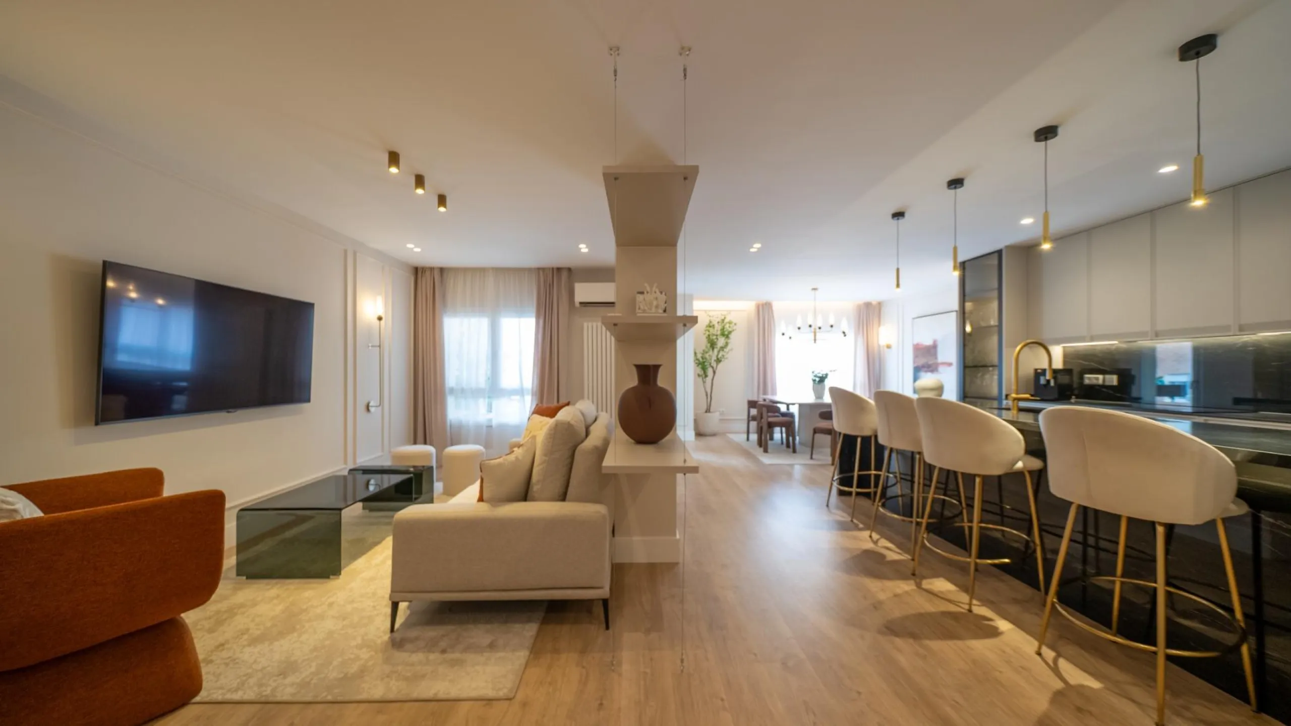 EXCLUSIVO PISO DE LUJO COMPLETAMENTE REFORMADO EN EL BARRIO SALAMANCA
