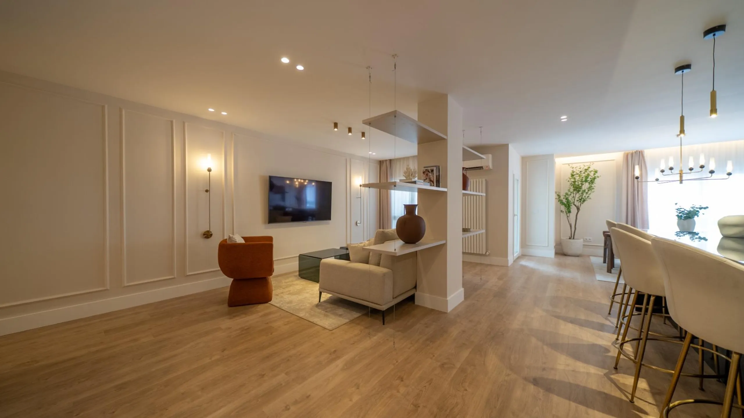 EXCLUSIVO PISO DE LUJO COMPLETAMENTE REFORMADO EN EL BARRIO SALAMANCA