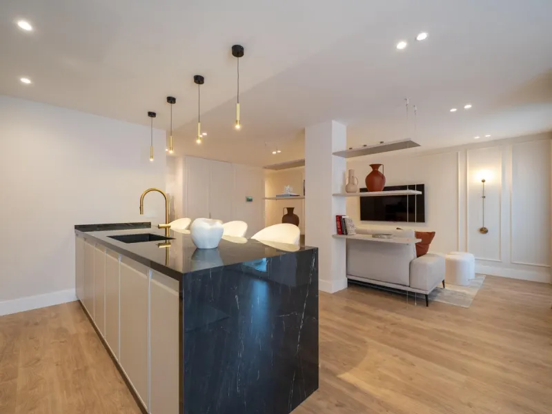 EXCLUSIVO PISO DE LUJO COMPLETAMENTE REFORMADO EN EL BARRIO SALAMANCA