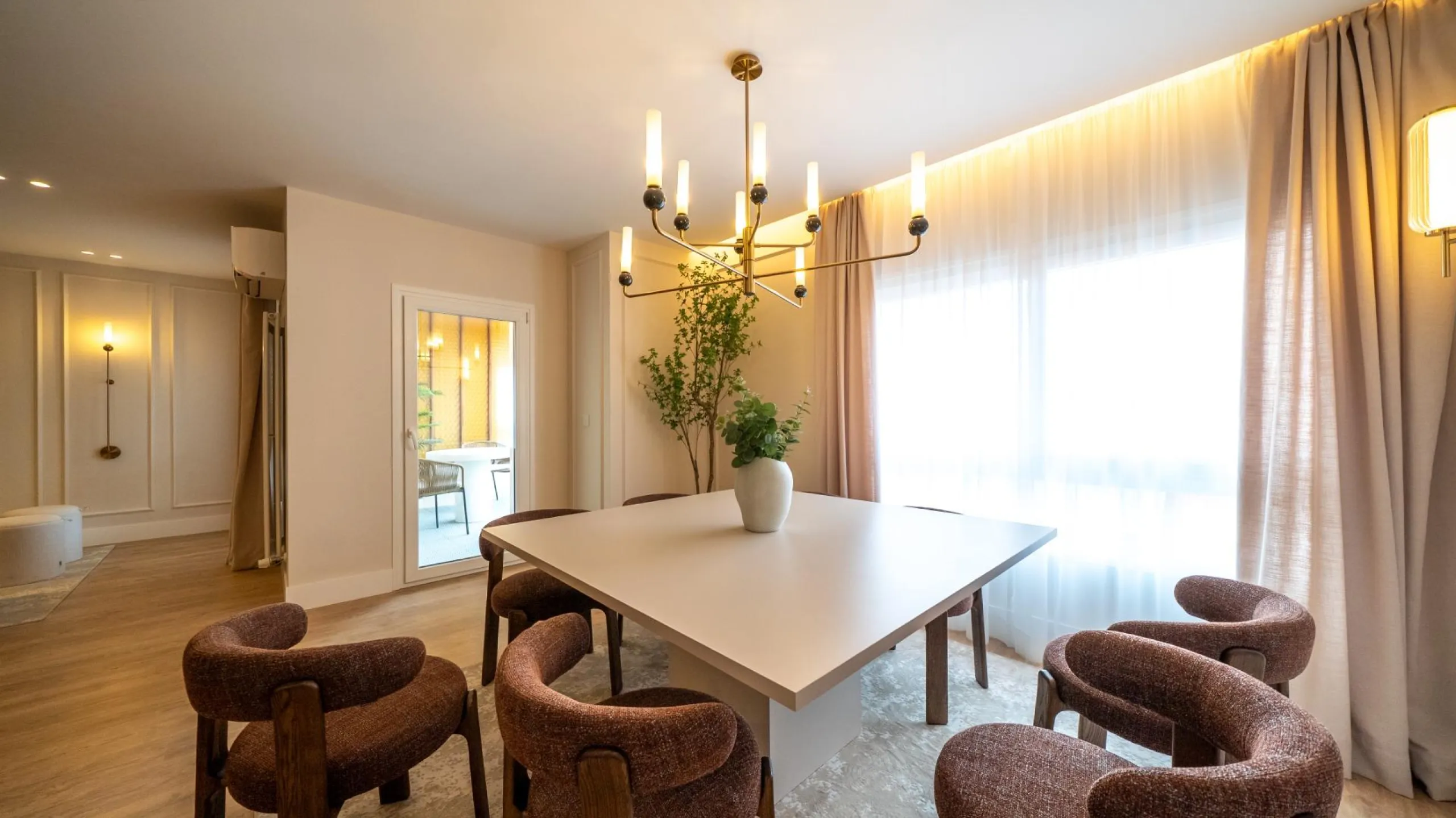 EXCLUSIVO PISO DE LUJO COMPLETAMENTE REFORMADO EN EL BARRIO SALAMANCA