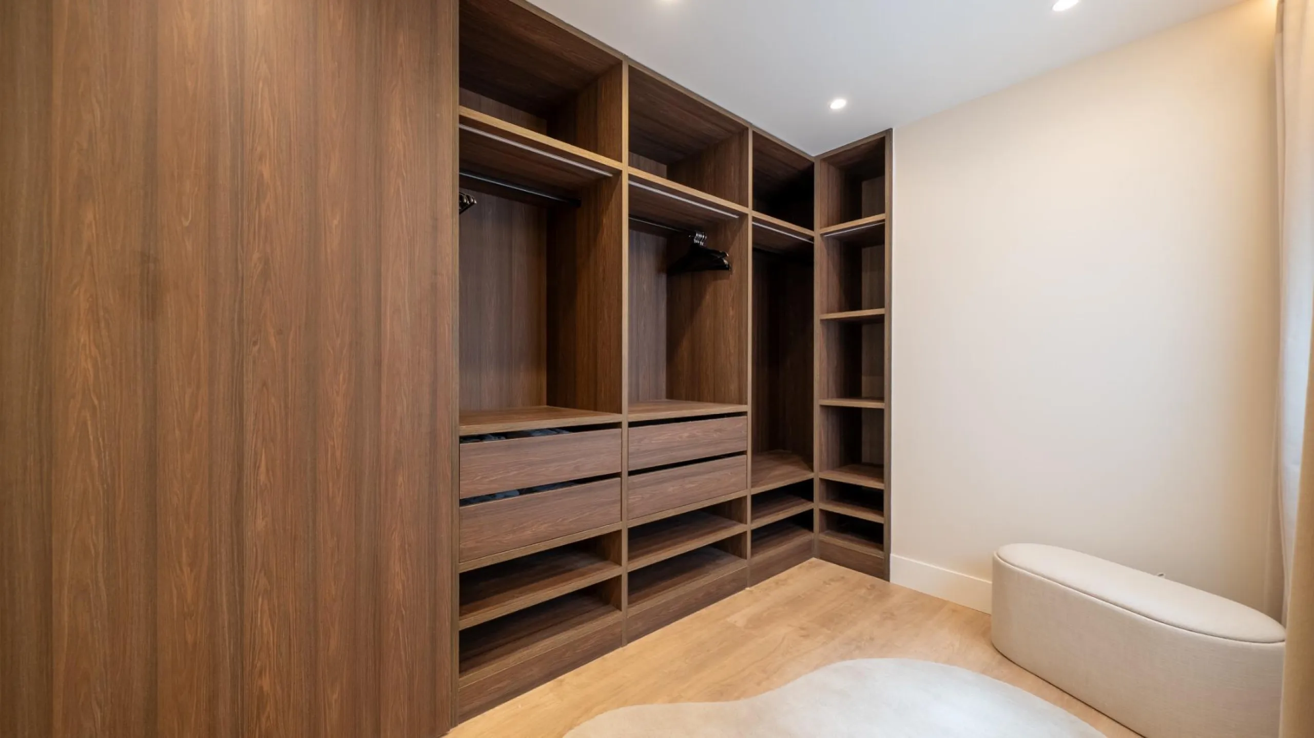 EXCLUSIVO PISO DE LUJO COMPLETAMENTE REFORMADO EN EL BARRIO SALAMANCA