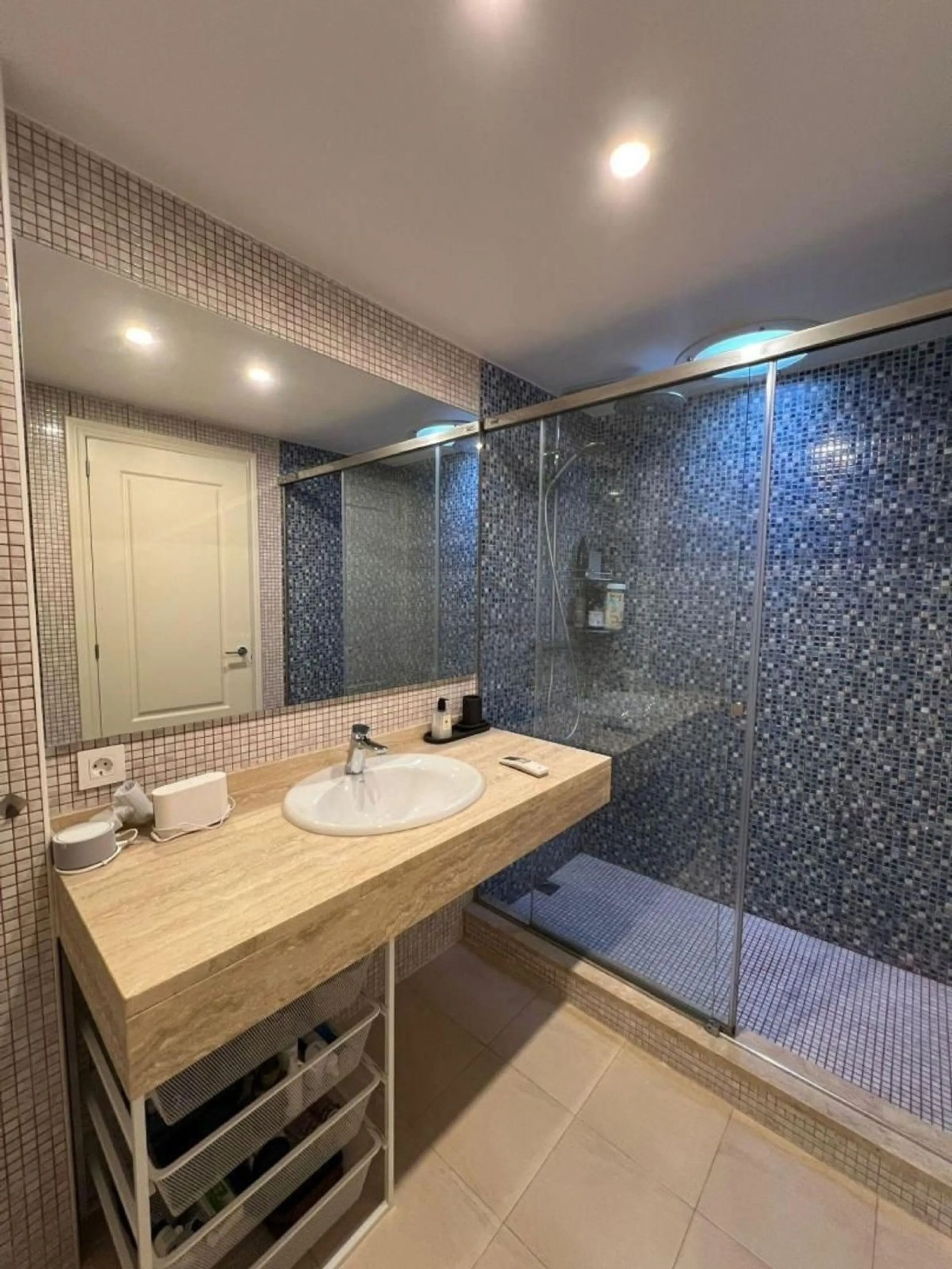 Vivienda contemporánea con vistas al mar en Sant Feliu de Guíxols, Costa Brava