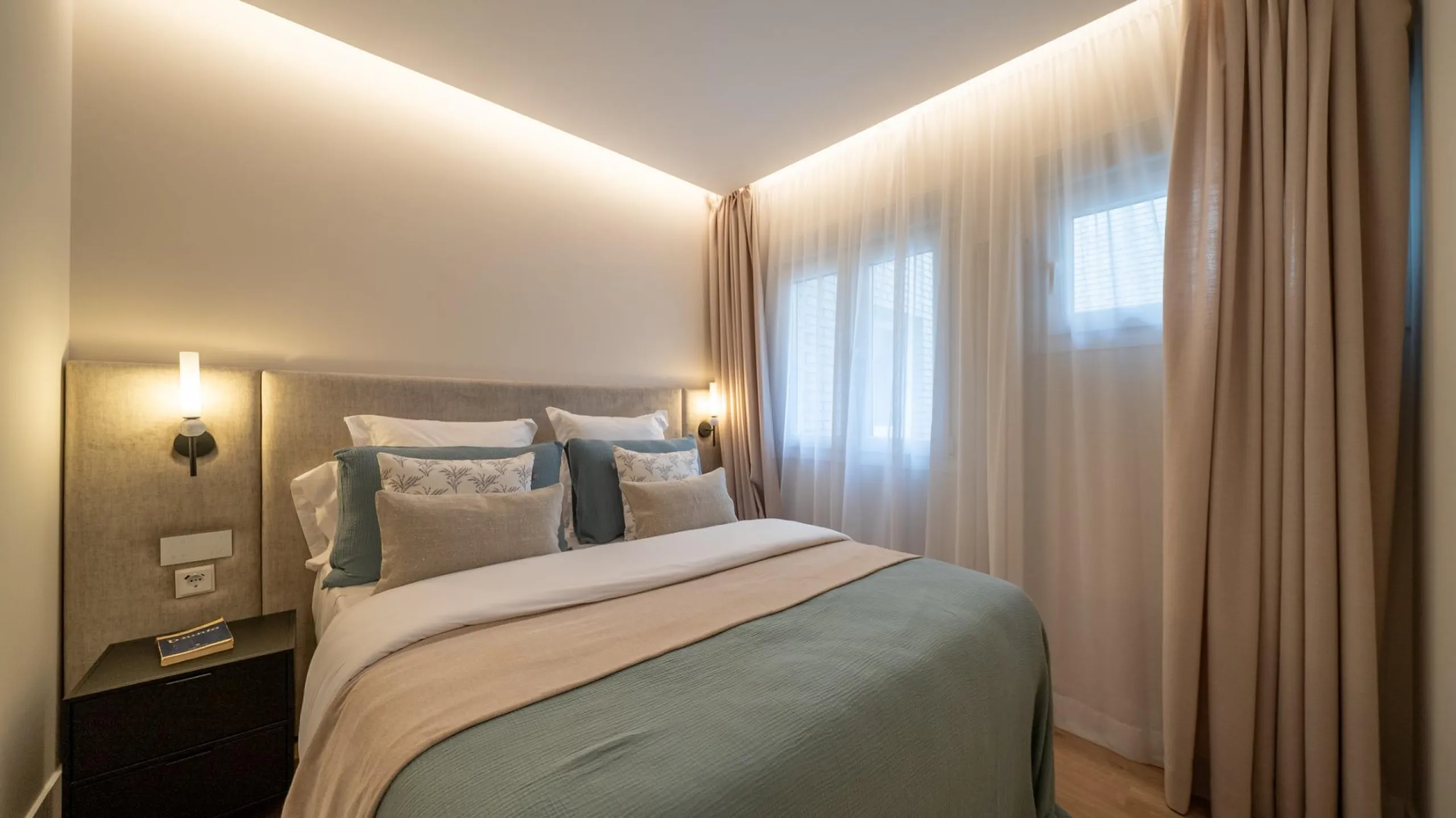 EXCLUSIVO PISO DE LUJO COMPLETAMENTE REFORMADO EN EL BARRIO SALAMANCA