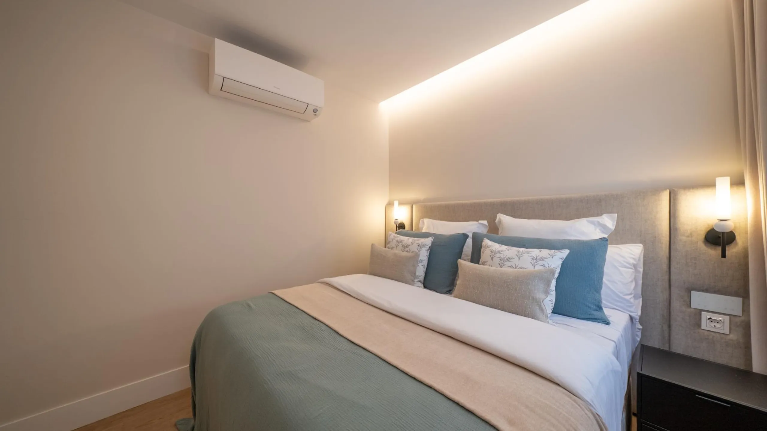EXCLUSIVO PISO DE LUJO COMPLETAMENTE REFORMADO EN EL BARRIO SALAMANCA