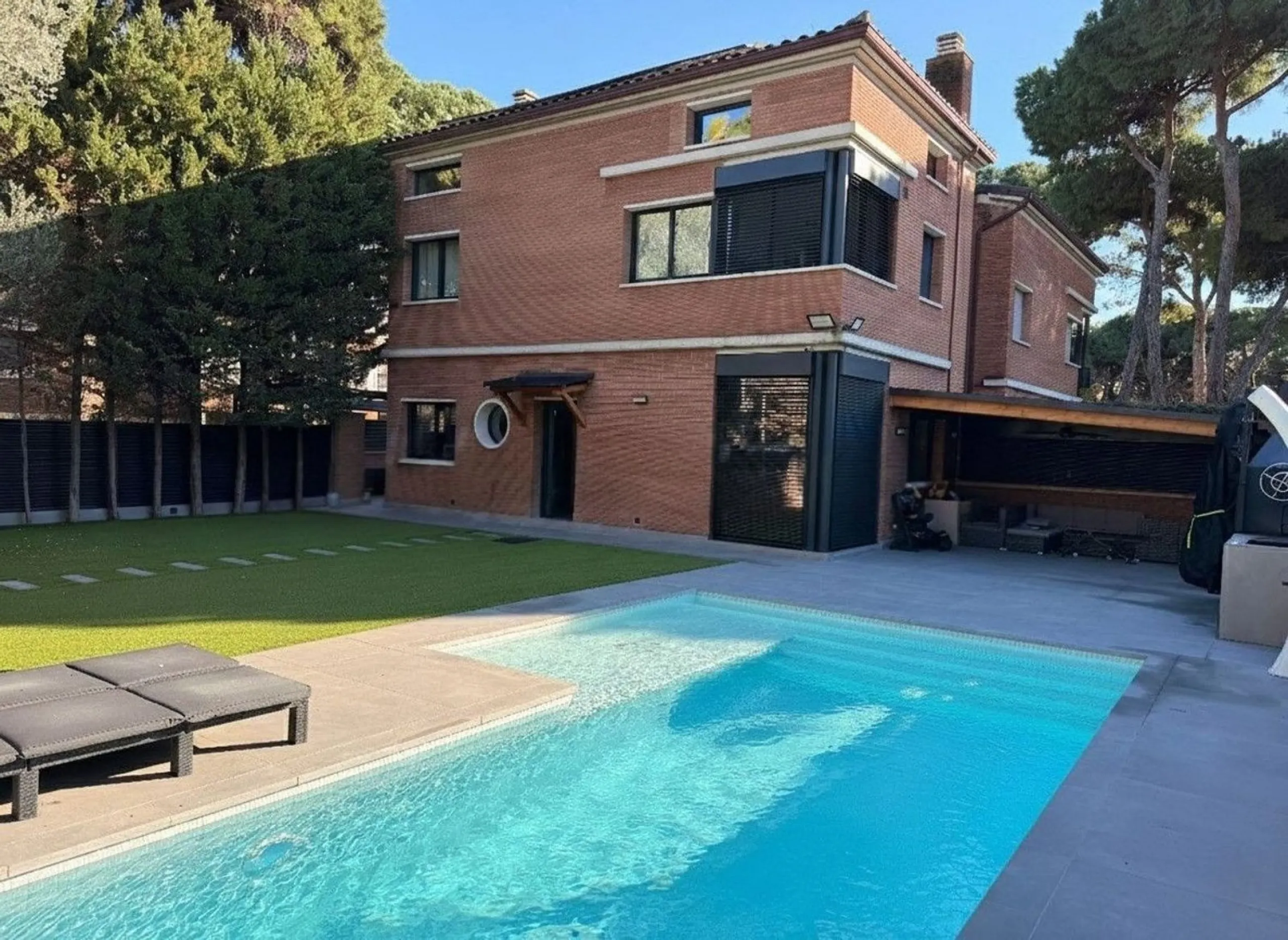 Renovated Semi-Detached Designer Home with Garden and Pool in Gava Mar, Barcelona