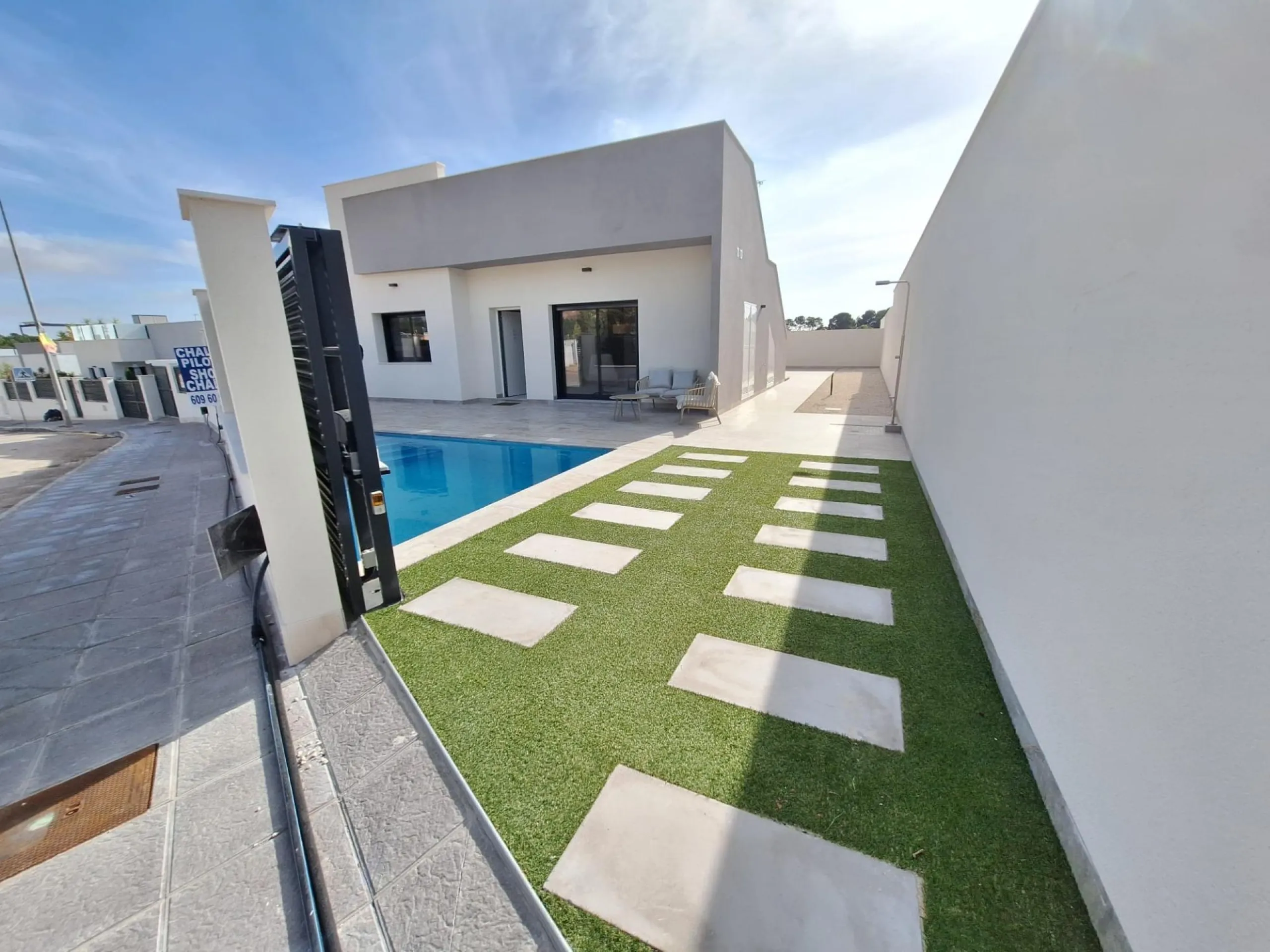 Splendid Villa in Pinar de Campoverde, Pilar de la Horadada