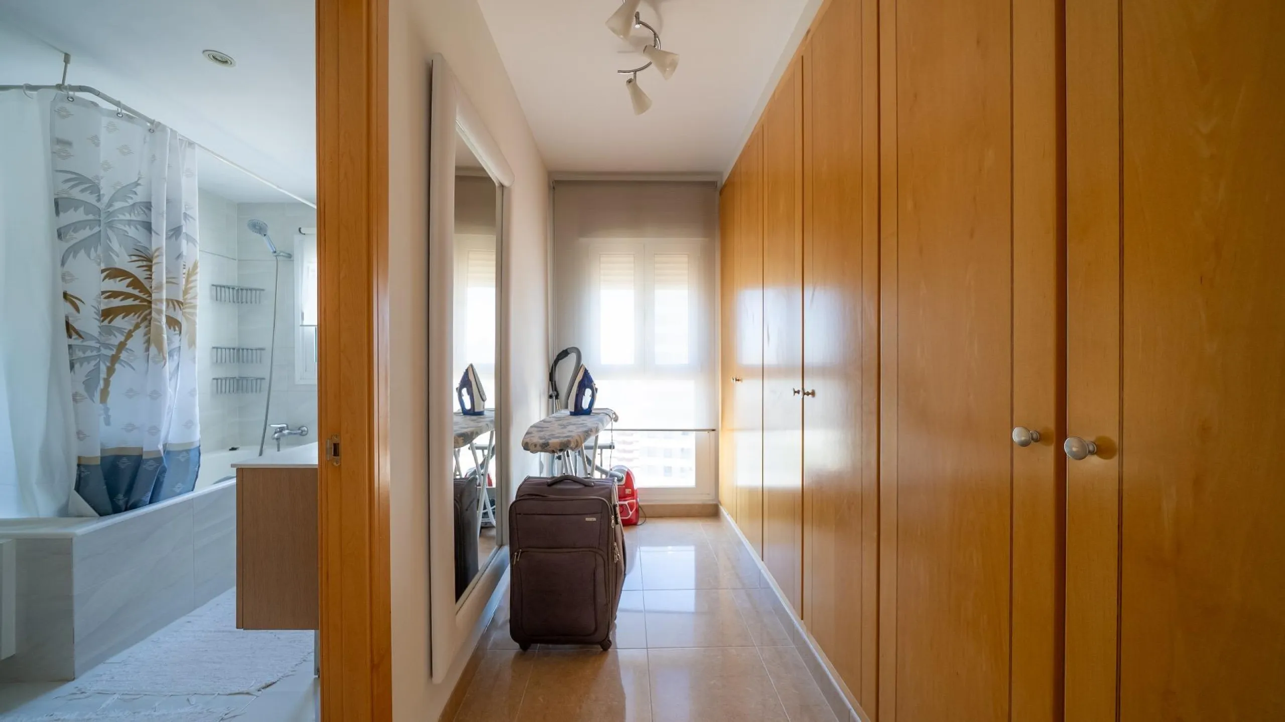 Ground Floor Apartment with Impressive Terrace and Sea Views