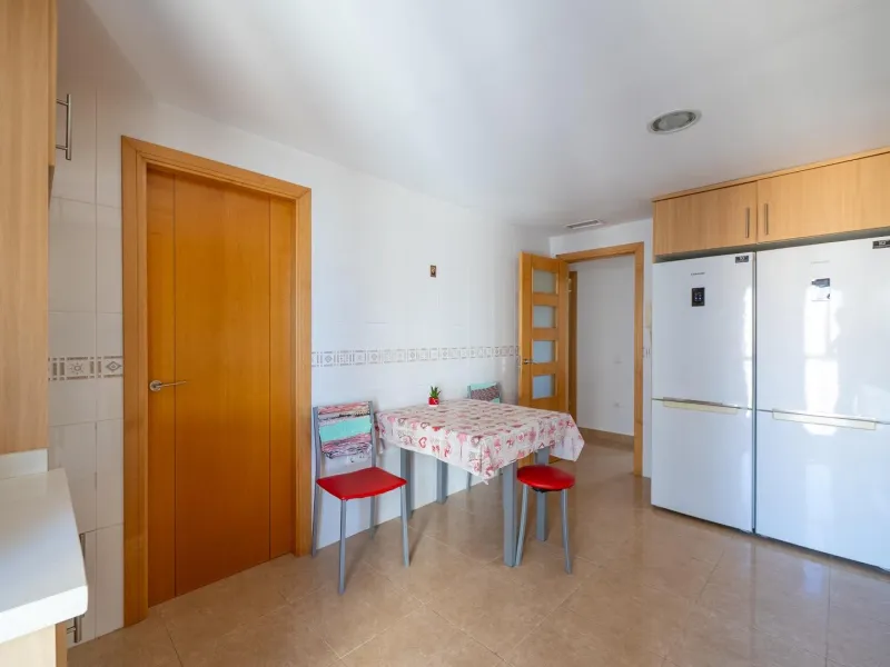 Ground Floor Apartment with Impressive Terrace and Sea Views