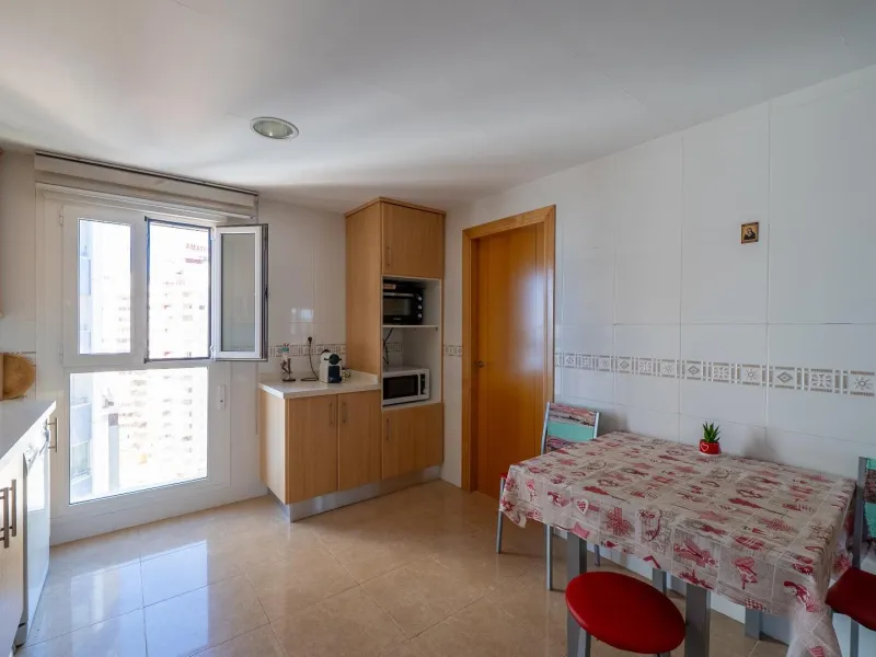 Ground Floor Apartment with Impressive Terrace and Sea Views