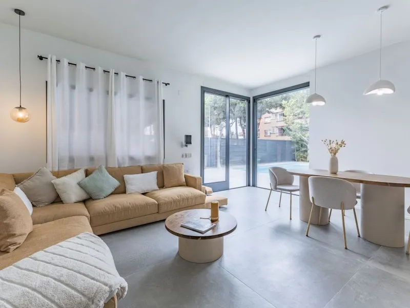 Renovated Semi-Detached Designer Home with Garden and Pool in Gava Mar, Barcelona