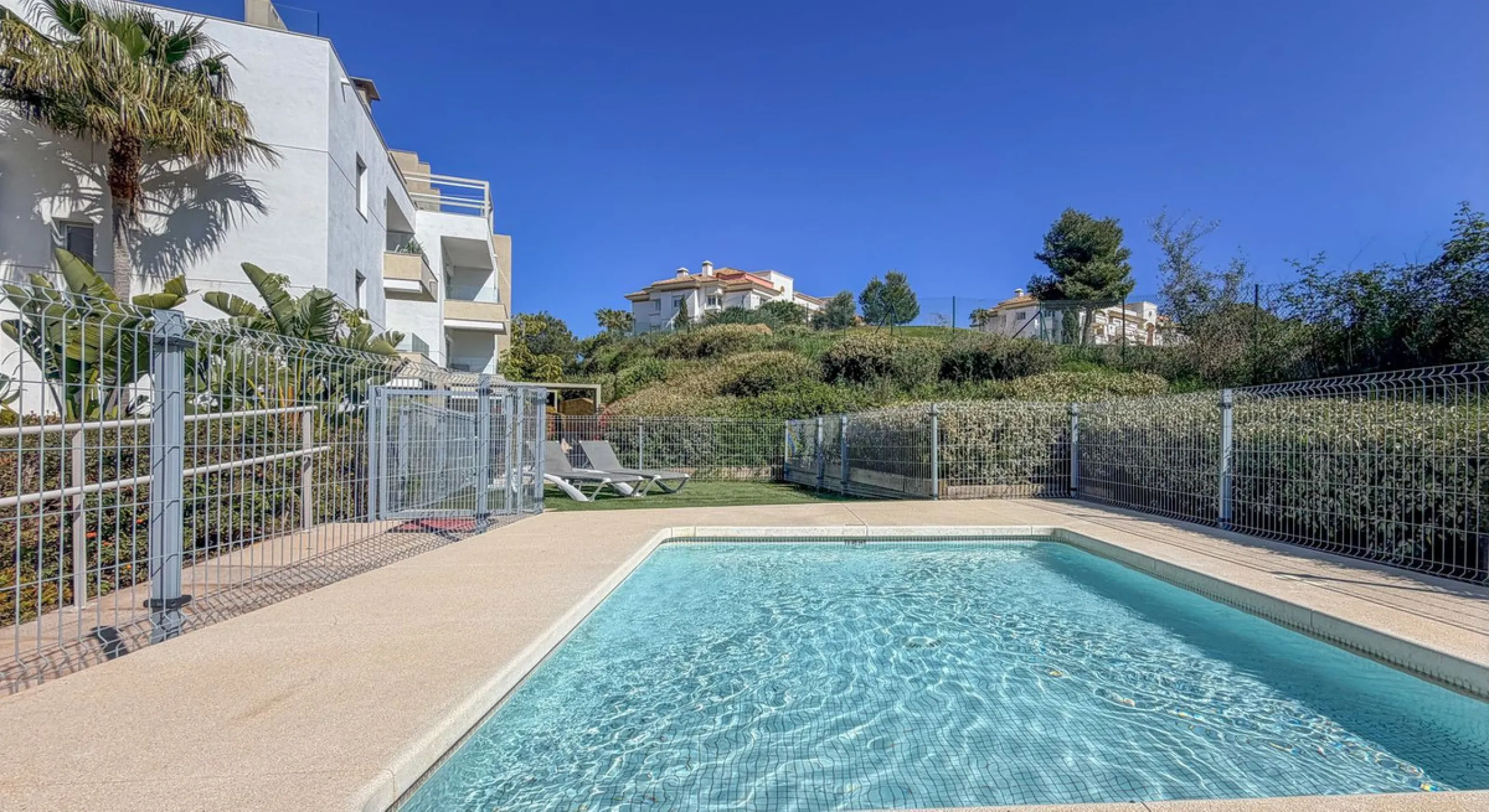 Wunderschöne 2-Zimmer-Wohnung mit 2 Bädern in Grand View – La Cala Golf