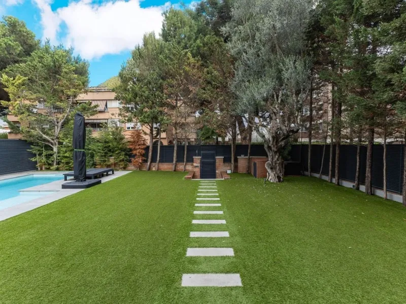 Renovated Semi-Detached Designer Home with Garden and Pool in Gava Mar, Barcelona