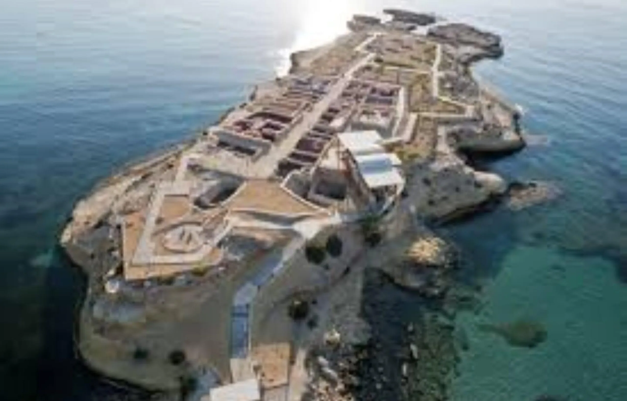 PARCELA URBANA EXCLUSIVA CON MAGNÍFICAS VISTAS A 300 METROS DEL MAR