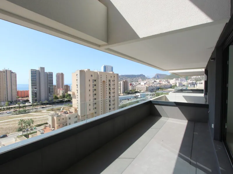 Elegancia y Confort en un Apartamento con Vistas al Mediterráneo