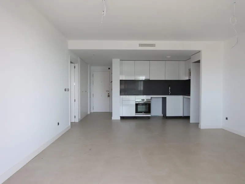 Elegancia y Confort en un Apartamento con Vistas al Mediterráneo
