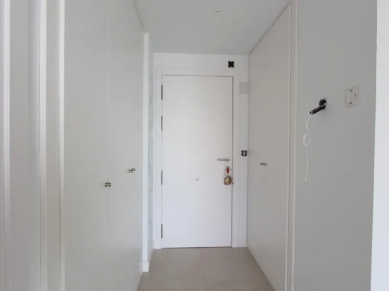 Elegancia y Confort en un Apartamento con Vistas al Mediterráneo