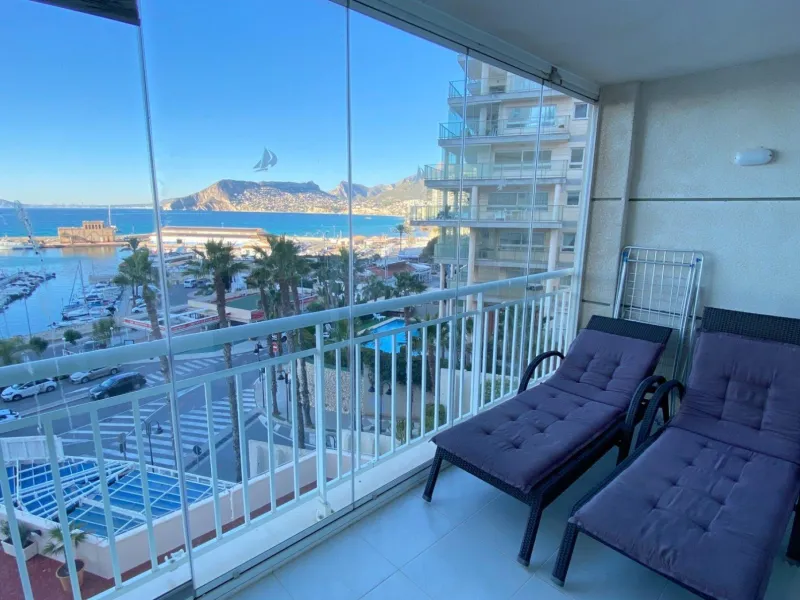 Spacious Apartment with Panoramic Sea Views in Calpe Port