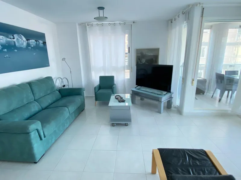 Spacious Apartment with Panoramic Sea Views in Calpe Port