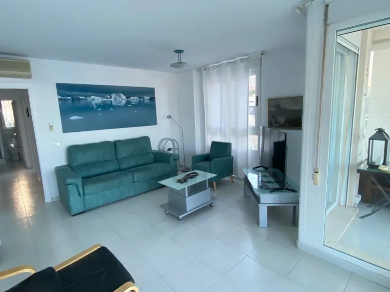 Spacious Apartment with Panoramic Sea Views in Calpe Port