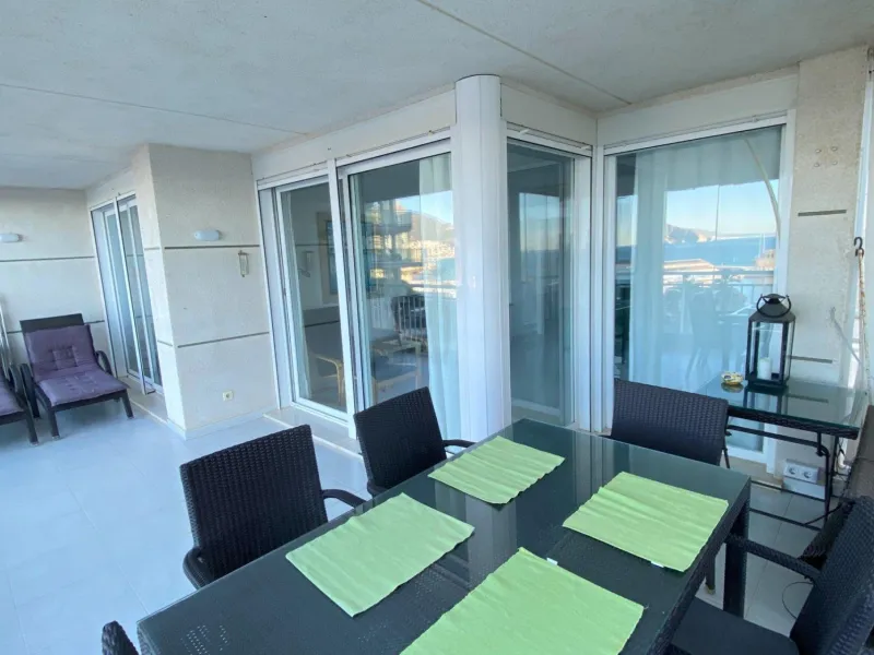 Spacious Apartment with Panoramic Sea Views in Calpe Port